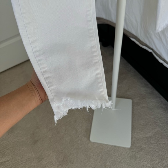 PAIGE Arched Hem Verdugo Crop in Crisp White - Picture 12 of 13